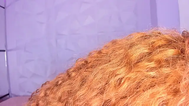 _LittleLia's Live XXX Chat