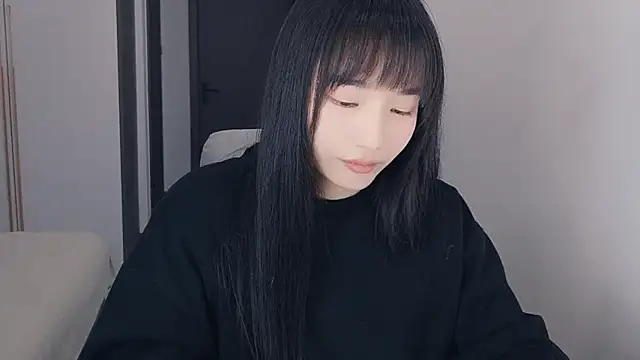 Lisa-3333's Live XXX Chat