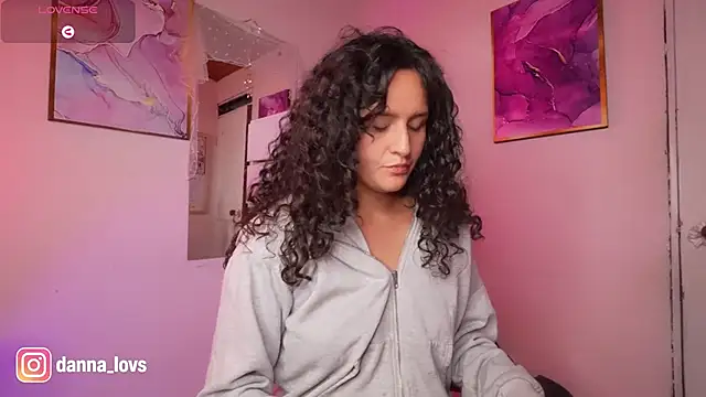Dannaa_Lovs' Live XXX Chat