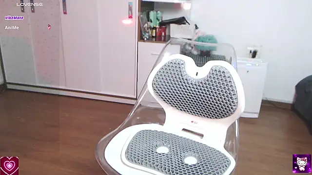 SuziiLove Live XXX-chat