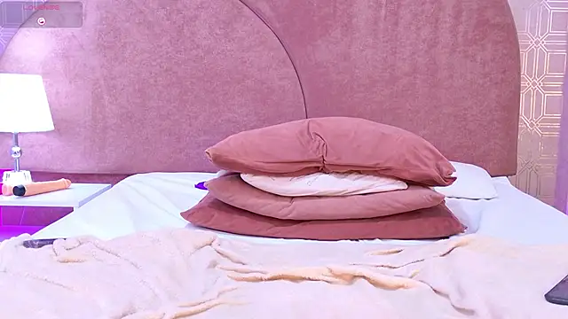 Melissa_Elana Chat XXX in diretta