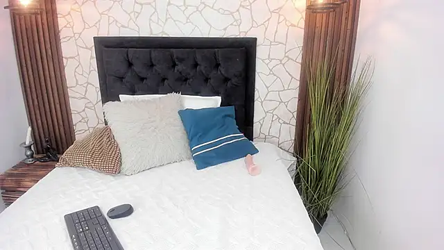 Živý XXX chat Antoneella_Russo