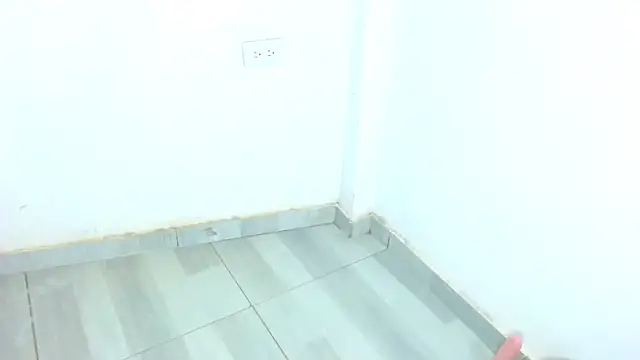 Gabi_Jhons_23 Chat XXX in diretta