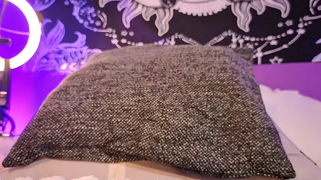 Gaia_Gatex Live XXX-chat