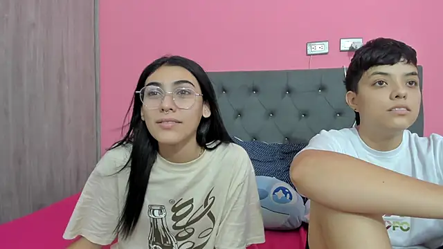 Chat +18 de ariloe_quintero ao vivo