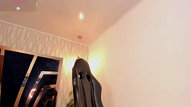 Oliver_Laurent_ live XXX chat