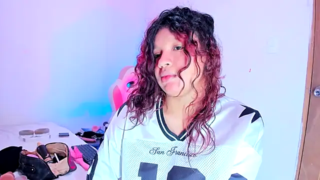 Emily_Coper18 live XXX chat