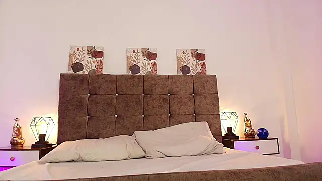 Annie_bonnie_'s Live XXX Chat