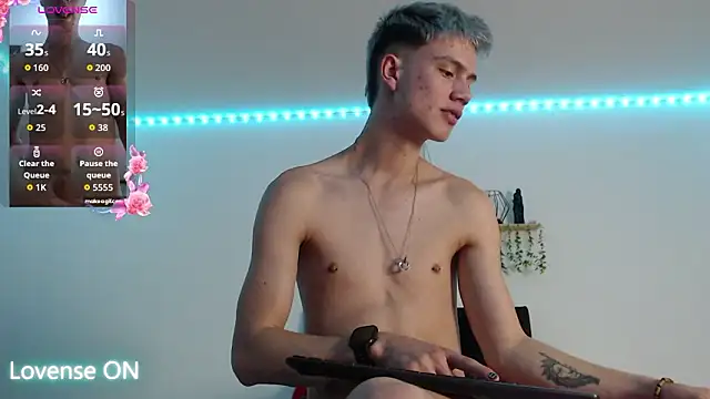 nicktorn Adlı Modelin Web Kamerası Şovu