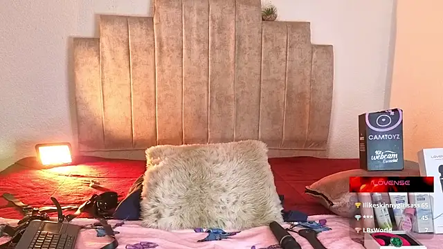 Petite_pepper Chat XXX in diretta