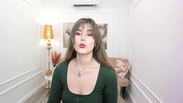 AnneTLi Chat XXX in diretta