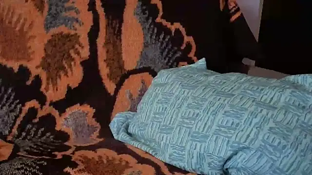 Chatroom XXX en direct de cumloverboyxx69