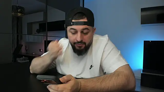 دردشة DravenPeak الجنسية المباشرة