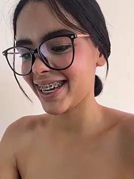 kitty_rousse01 现场XXX聊天