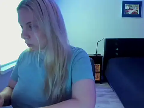 callme_iva – Live XXX-chat