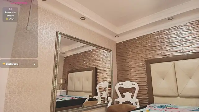 Chat +18 de Miladiosa ao vivo