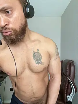 Chatroom XXX en direct de Fathero1time