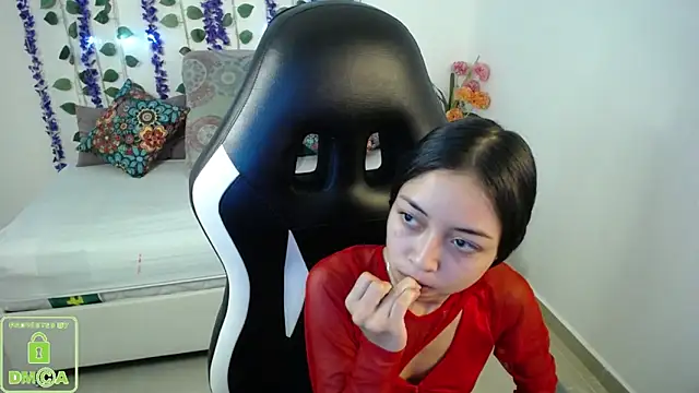 NathaliaSweet_11's Live XXX Chat