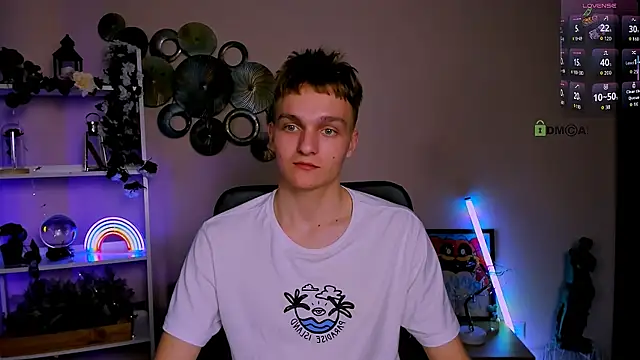 john_lik: онлайн-секс-чат