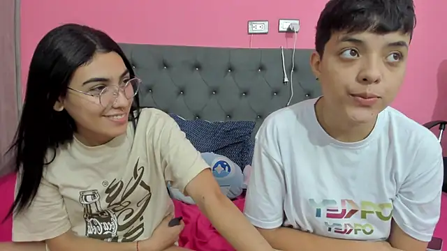 ariloe_quintero's Live XXX Chat