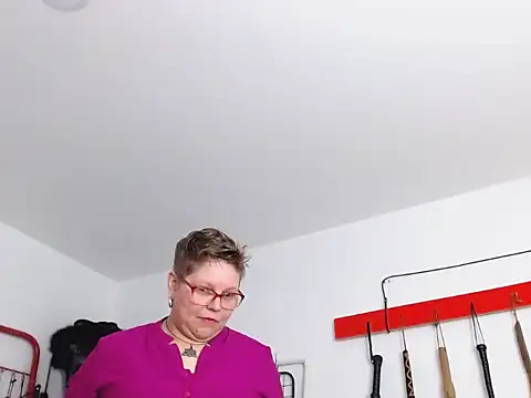 Leah_R's Live XXX Chat