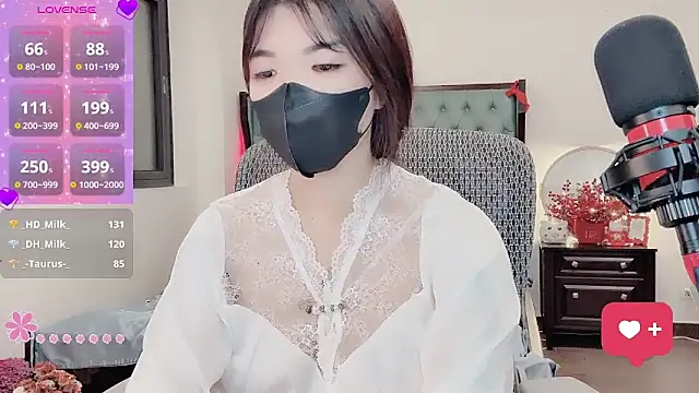 Caryln-Bun – Live XXX-chat