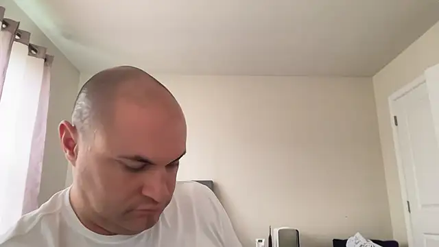 SluggishChase99's Webcam Show