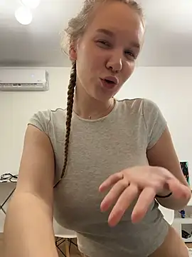 Ketitull Live XXX Chat