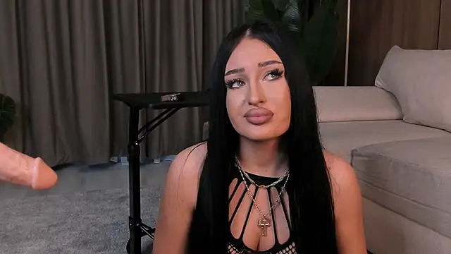 دردشة EmeraldKat الجنسية المباشرة