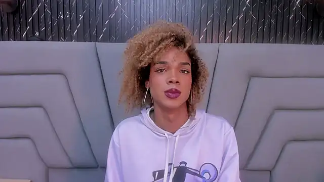 Webkamerová show NaomiSteward