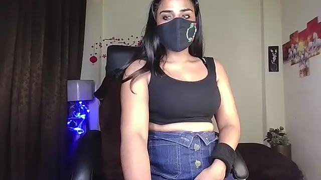 Black-Pearll's Live XXX Chat