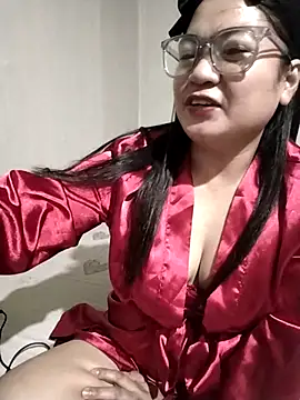 Chat +18 de Eurelle_89 ao vivo