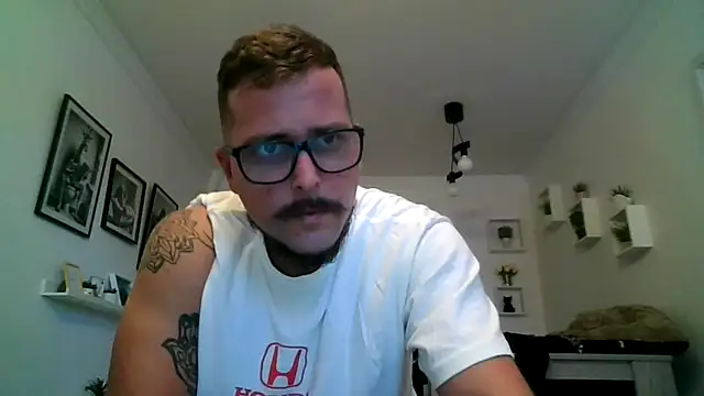 yanick931 – Kamerová šou