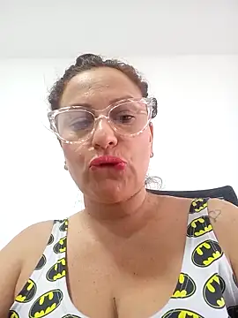 دردشة dalia_milf_co الجنسية المباشرة