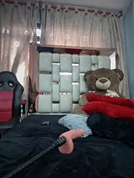 Pokazy przed kamerką – serena_willow