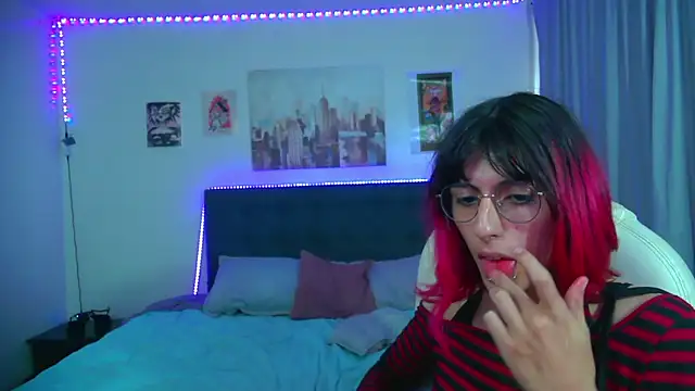 goth_minerva's Webcam Show