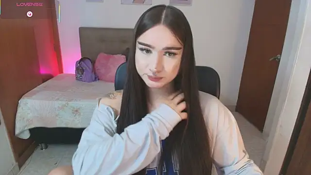 Miley_Baker webkamerás műsora