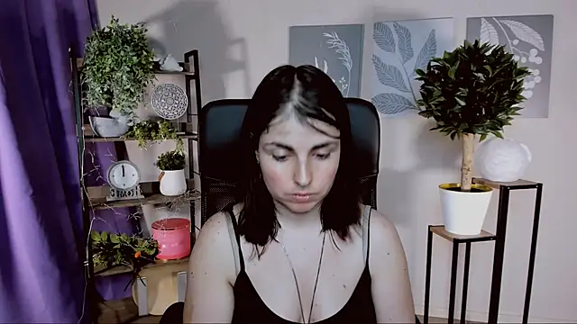 Chat +18 de MartaEdams ao vivo