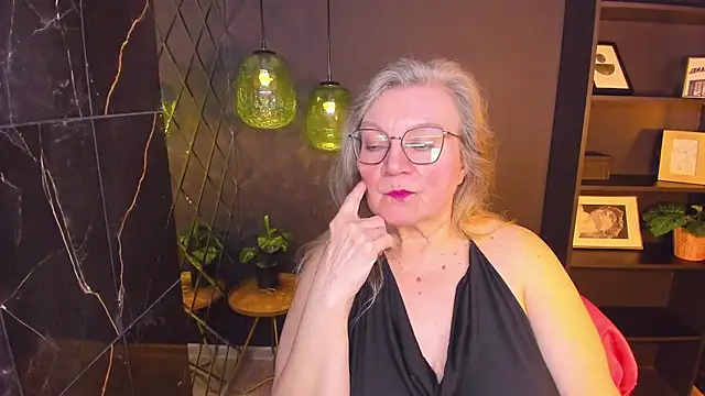 Chat +18 de NataliMellow ao vivo