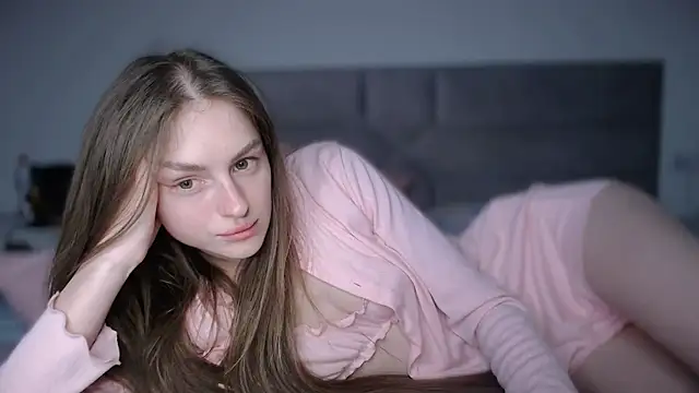 Chat +18 de RIta_orr ao vivo