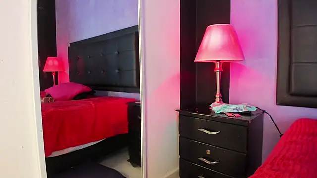 GreciaFox1's Live XXX Chat