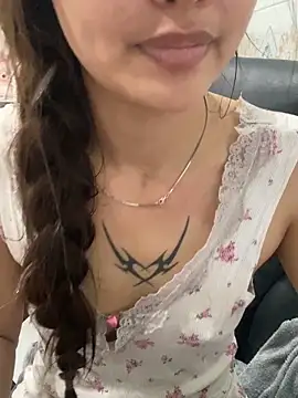 Chat +18 de __BabyShowPublic__ ao vivo