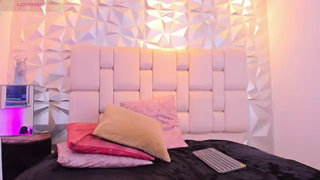 Chat +18 de mell_muller ao vivo