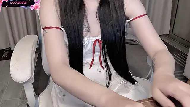 Ngan-Babyのウェブカメラショー