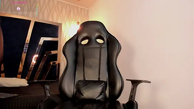 Oliver_Laurent_ Live XXX-Chat