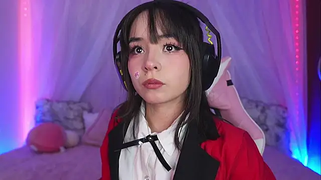 Chat +18 de Lilou_albrecht ao vivo