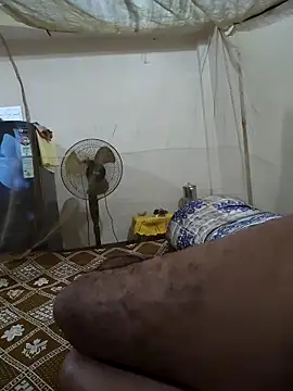 PIG_FUCKER_DADDY webcam show