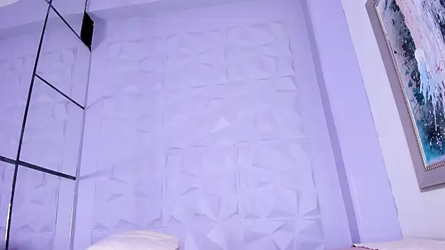 _LittleLia Chat XXX live