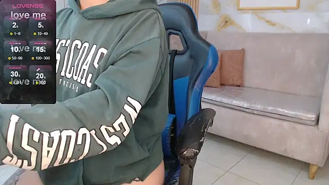 Chat XXX en directo de ela_boob_s