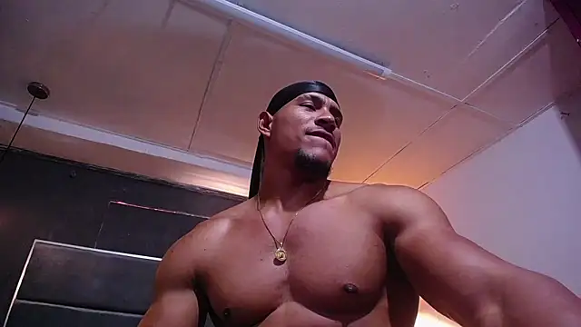 แชท XXX สดของ teddyfit19cm